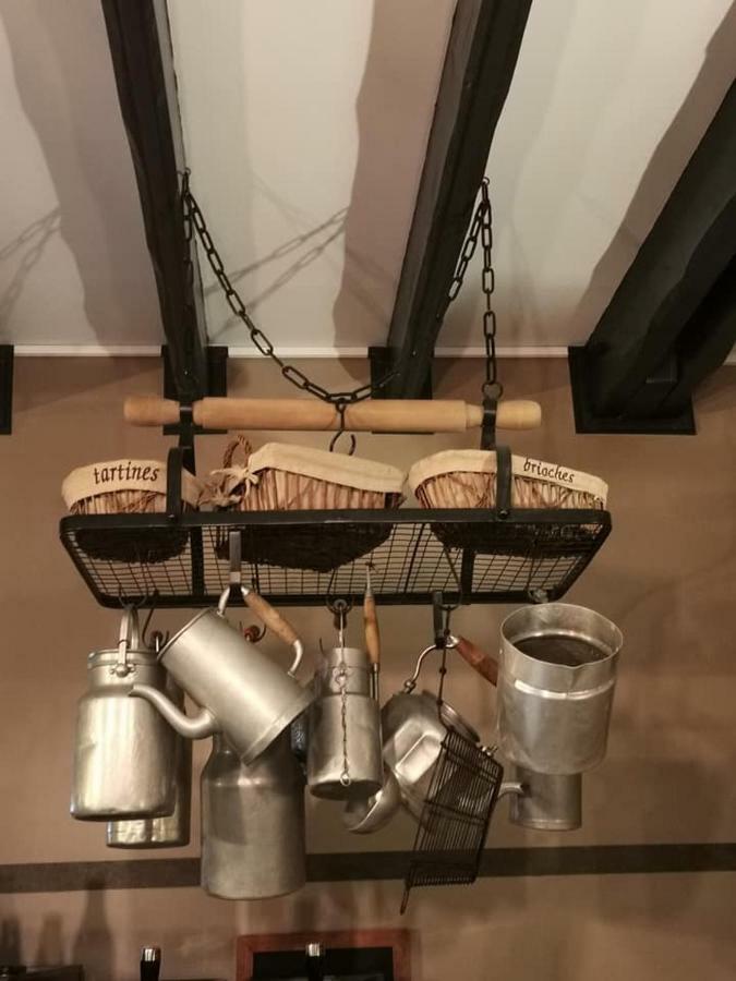 Auberge Saint-Jean Villequier-Aumont Екстериор снимка