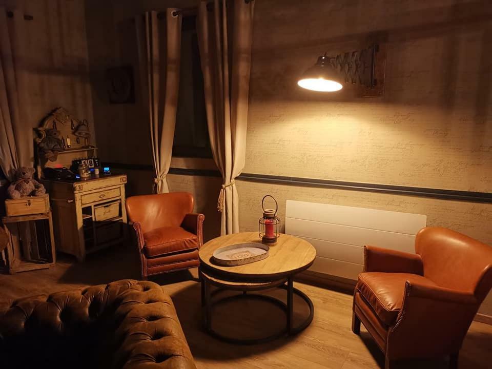 Auberge Saint-Jean Villequier-Aumont Екстериор снимка